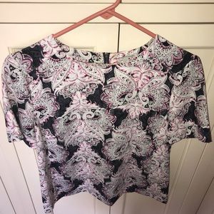 Halogen top, petite med, short sleeve, back zipper